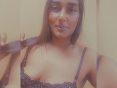 OhIndianCandy - female with brown hair and  small tits webcam at ImLive