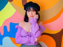 OliviaBaer - female with black hair and  small tits webcam at LiveJasmin