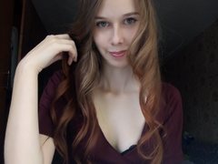 LucyySoul - blond female with  small tits webcam at ImLive