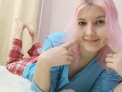 olisunny555 - female with red hair webcam at ImLive