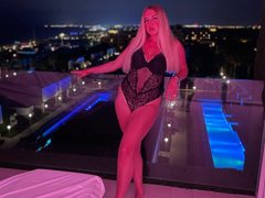 PamellaDevis - blond female with  big tits webcam at LiveJasmin