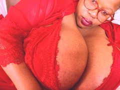 PeggyBBWMost - female with black hair and  big tits webcam at ImLive