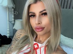 RebeccaKroftt - blond female webcam at ImLive