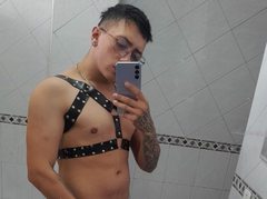 RedLuarXx - male webcam at ImLive