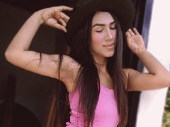 SamarraCoox - female with black hair webcam at xLoveCam