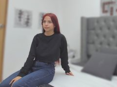 Samanta_Carter - female with red hair webcam at ImLive
