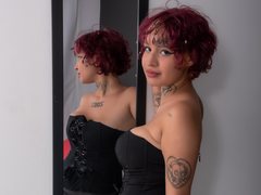 SayuriRose - female with red hair webcam at xLoveCam