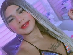 sarabrown - shemale webcam at ImLive