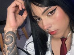 Asami_ - female with black hair webcam at ImLive