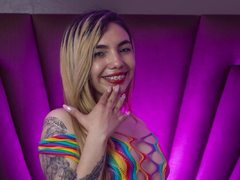 scarlettrousse589 - female webcam at ImLive