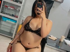 SharlothWet69 - female webcam at ImLive