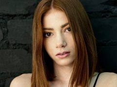 ShyBabeHot - female with brown hair and  small tits webcam at xLoveCam