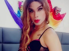 SkinnySarahi69 - shemale webcam at ImLive