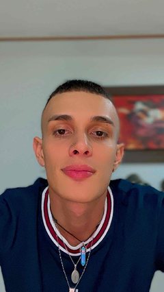 slim_lewis - male webcam at ImLive