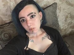 SmokingRaven - female with black hair and  small tits webcam at ImLive