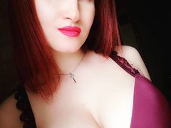 StellaTasty - female with brown hair webcam at ImLive