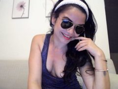 SWEETCHERRY20 from ImLive