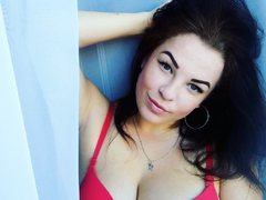 SweetCandy - female webcam at ImLive