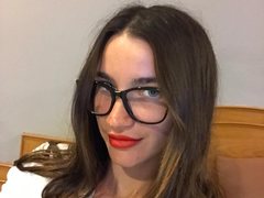 sweetvalery - female webcam at ImLive