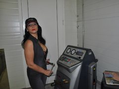 sweetylisaxxx - female with black hair webcam at ImLive