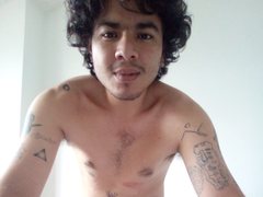 tatodeew2 - male webcam at ImLive