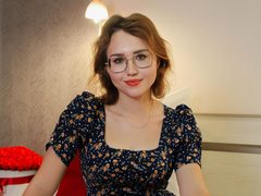 TeresaFelps - female with brown hair and  big tits webcam at LiveJasmin