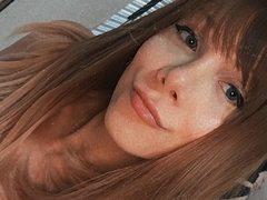 The_Cherry_BR - female with brown hair webcam at ImLive