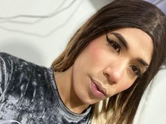 TifannyBigCock - shemale webcam at xLoveCam