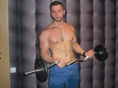 MarisMuscle - male webcam at ImLive