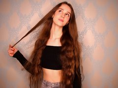 VanessaMint - female with brown hair and  small tits webcam at LiveJasmin