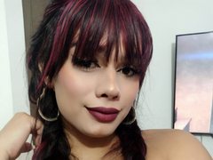 valeriahot98 - blond shemale with  small tits webcam at ImLive