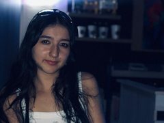 valeryhootsButerz - female with black hair webcam at ImLive