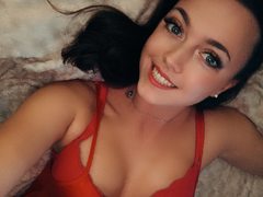 vanilia23 - female webcam at ImLive