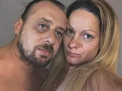 VickyMike - couple webcam at xLoveCam