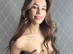 YanMei1 - female with brown hair and  small tits webcam at ImLive