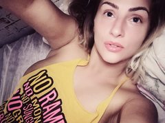 YaseminSaff - blond female with  big tits webcam at xLoveCam