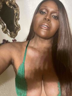 zanrielle - shemale with brown hair and  big tits webcam at ImLive