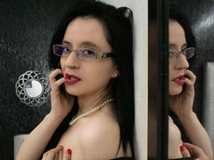 AlanaMoneth - female with black hair and  big tits webcam at xLoveCam