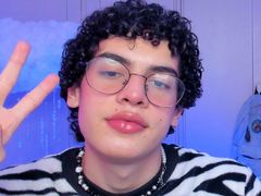 AlexBurton - male webcam at LiveJasmin
