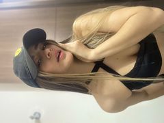 AliceChanell - female with brown hair and  small tits webcam at LiveJasmin