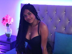 AliciaSandlers - female with black hair and  big tits webcam at LiveJasmin