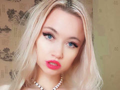 AlinaHopkins - blond female webcam at LiveJasmin