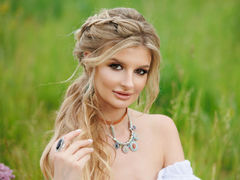 AlinaLeman - blond female webcam at LiveJasmin