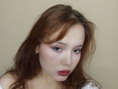 AlyaskaLin from LiveJasmin