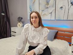 AmandaFrei - female with red hair webcam at LiveJasmin