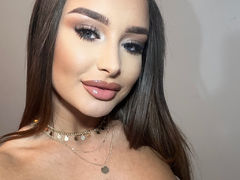 AmeLeah - female with brown hair and  big tits webcam at LiveJasmin