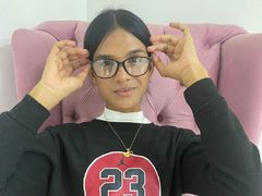 AnaDaniela - shemale with black hair webcam at LiveJasmin