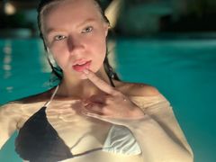 AnastasiaBaddie - female webcam at LiveJasmin