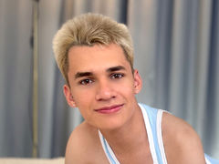 AndrewHill - male webcam at LiveJasmin