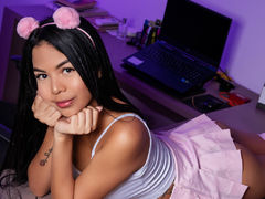 AntonellaSteell - female with black hair and  small tits webcam at LiveJasmin